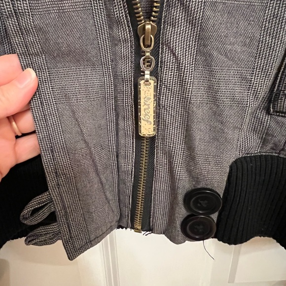 REEF Houndstooth Plaid Bomber Jacket - Teen’s Medium - Picture 4 of 9